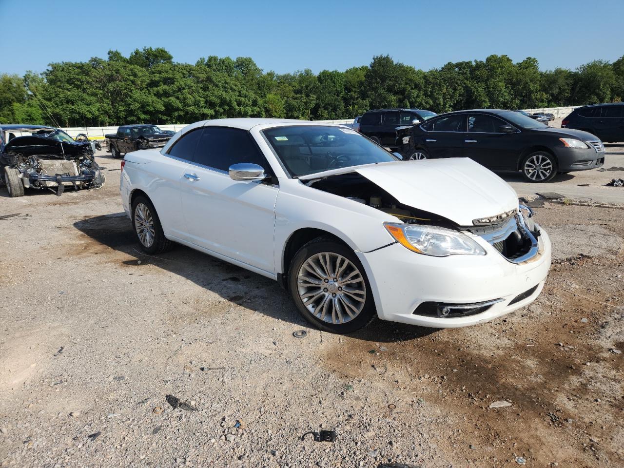 2012 Chrysler 200 Limited - Image 4