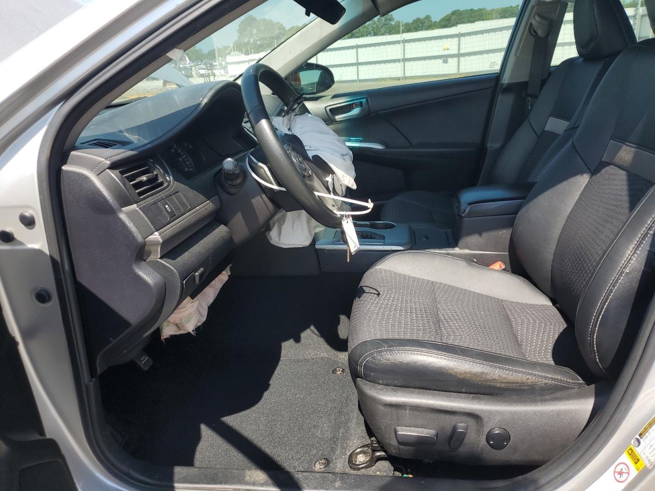 2014 Toyota Camry L - Фото 7