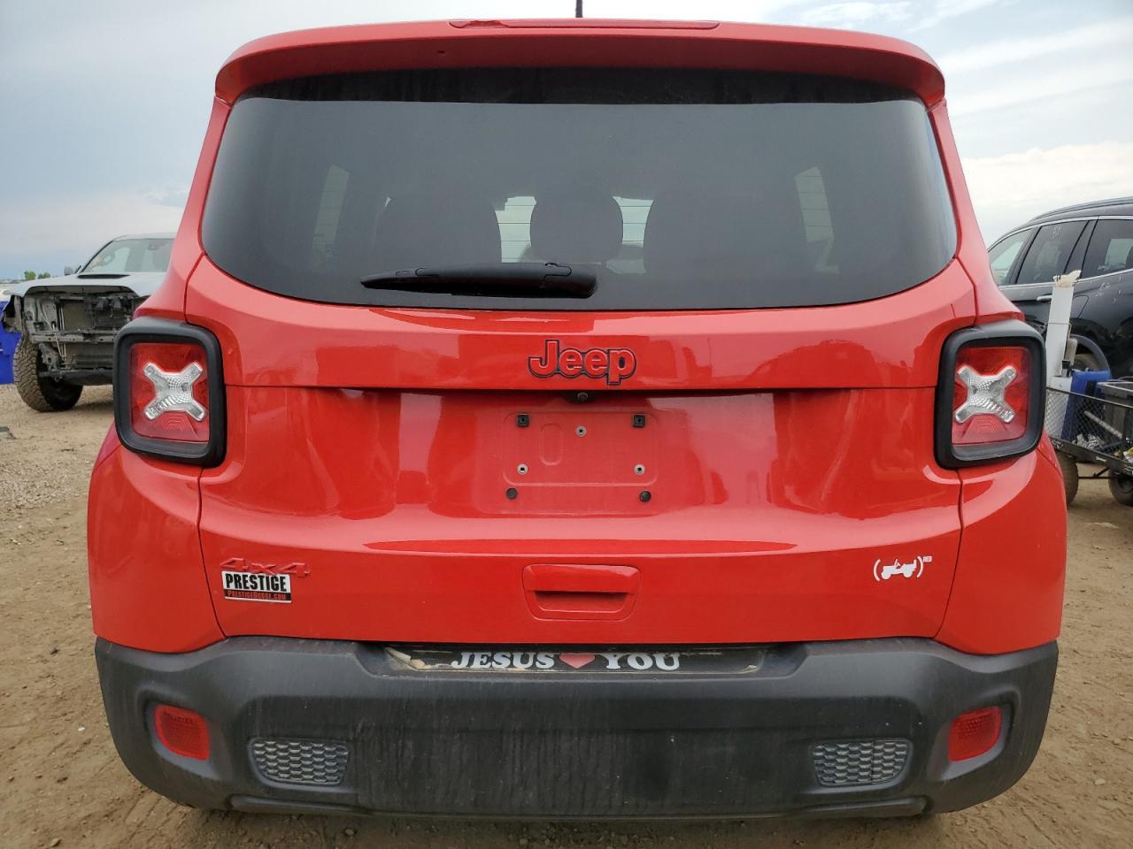 2022 Jeep Renegade Latitude - Image 6