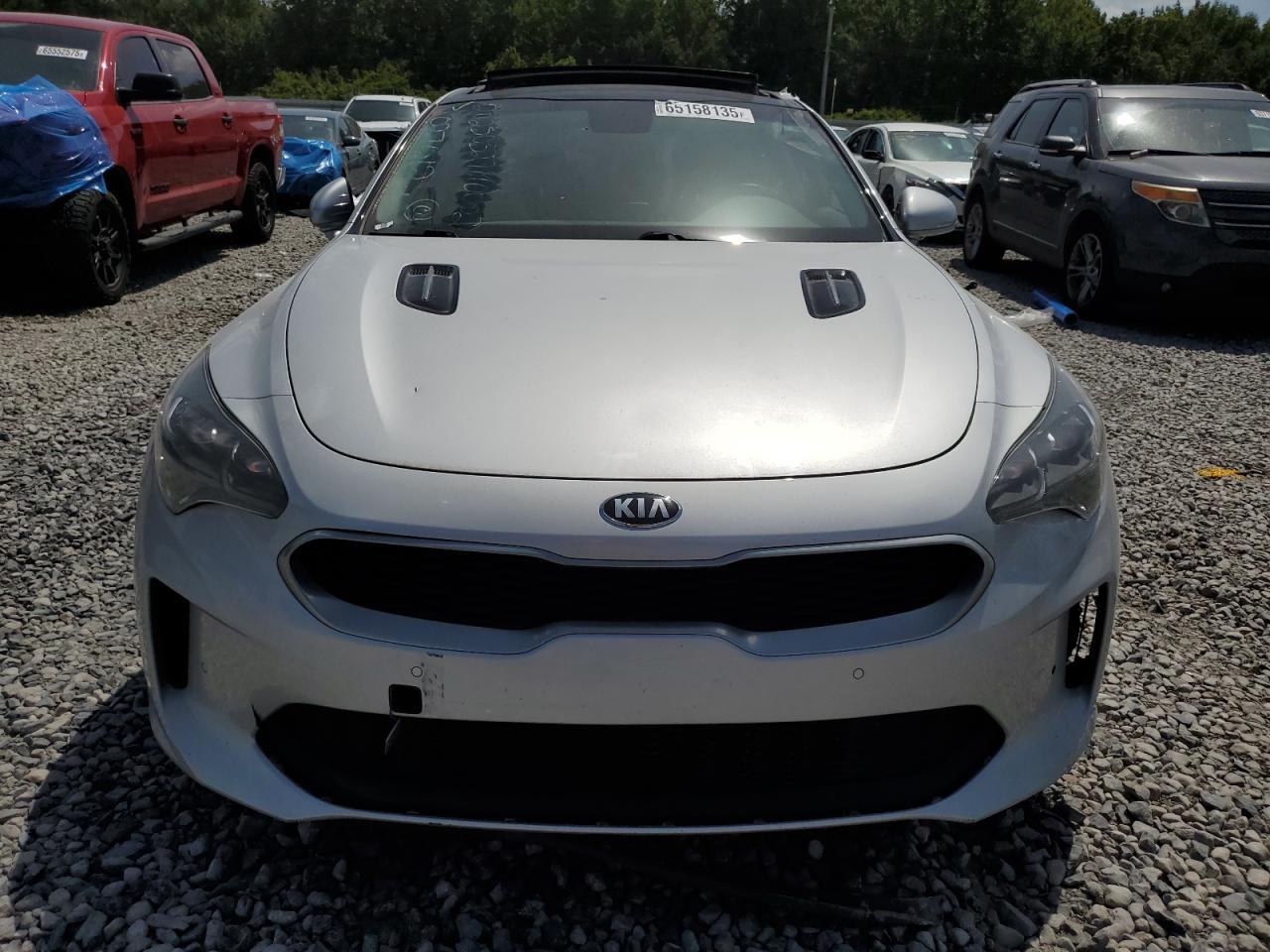 2018 Kia Stinger Premium - Фото 5