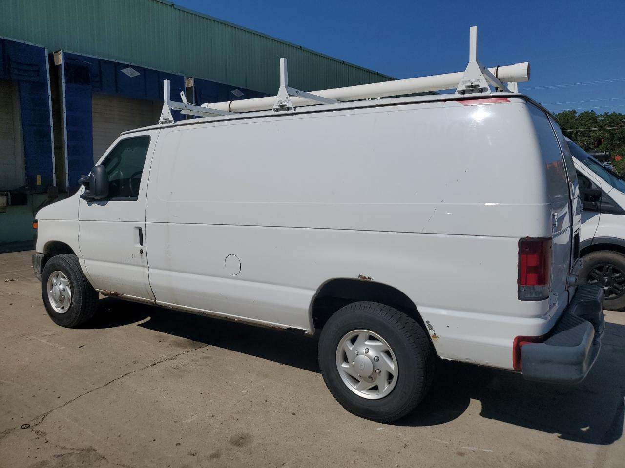 2008 Ford Econoline E250 Van - Image 2