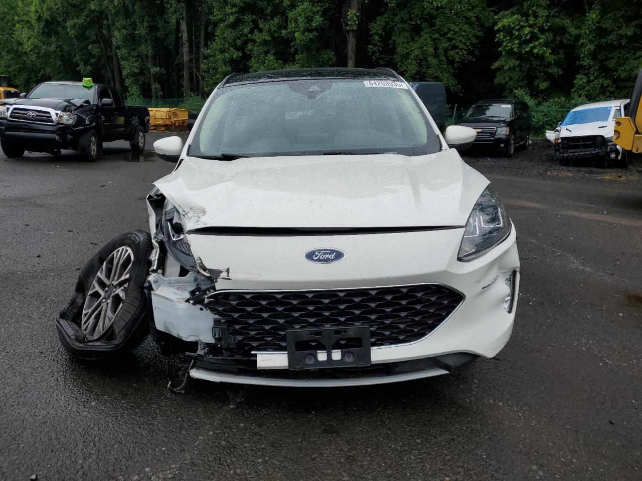 2020 Ford Escape Sel - Фото 5