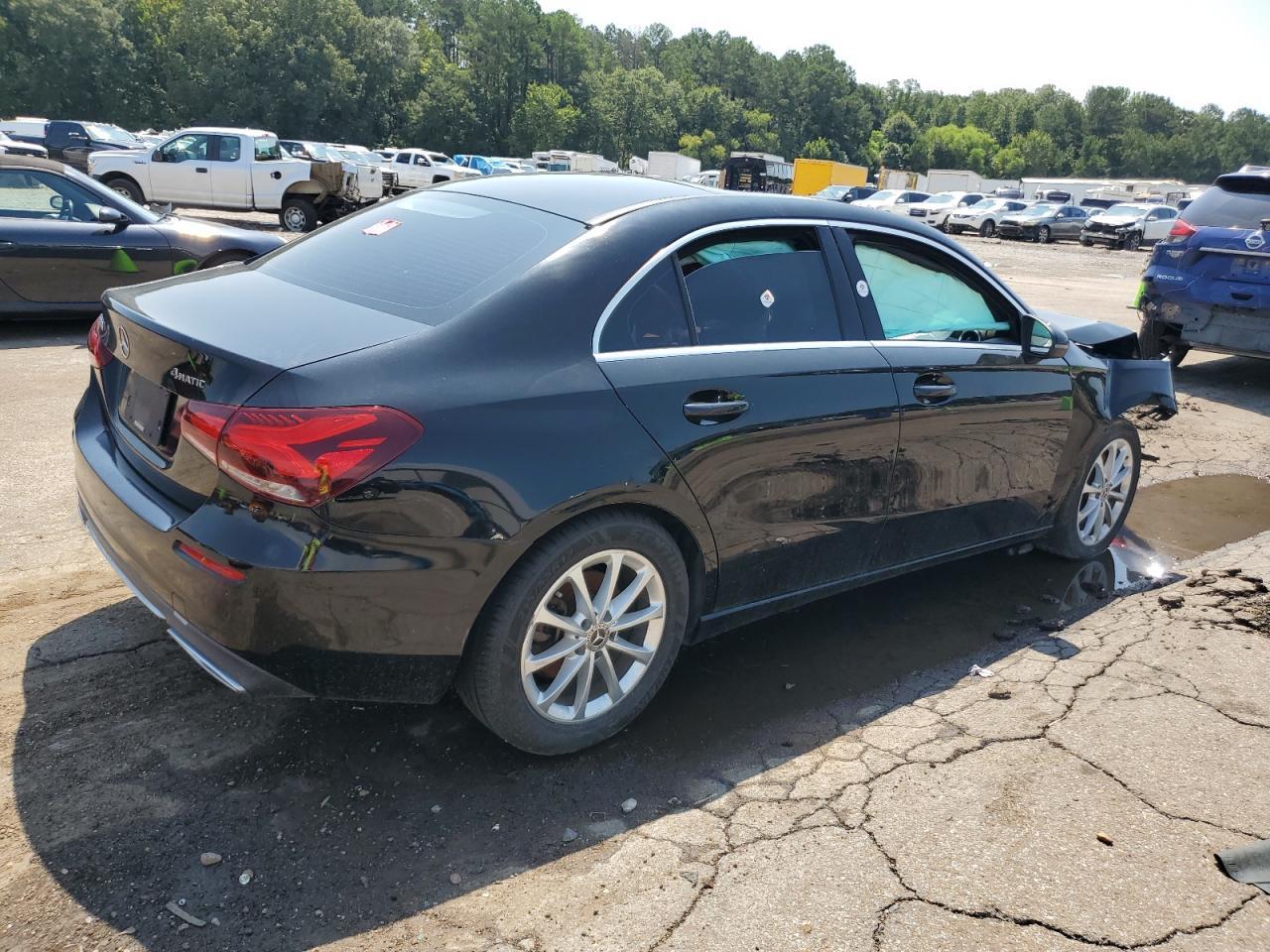 2019 Mercedes-Benz A 220 4Matic - Фото 3