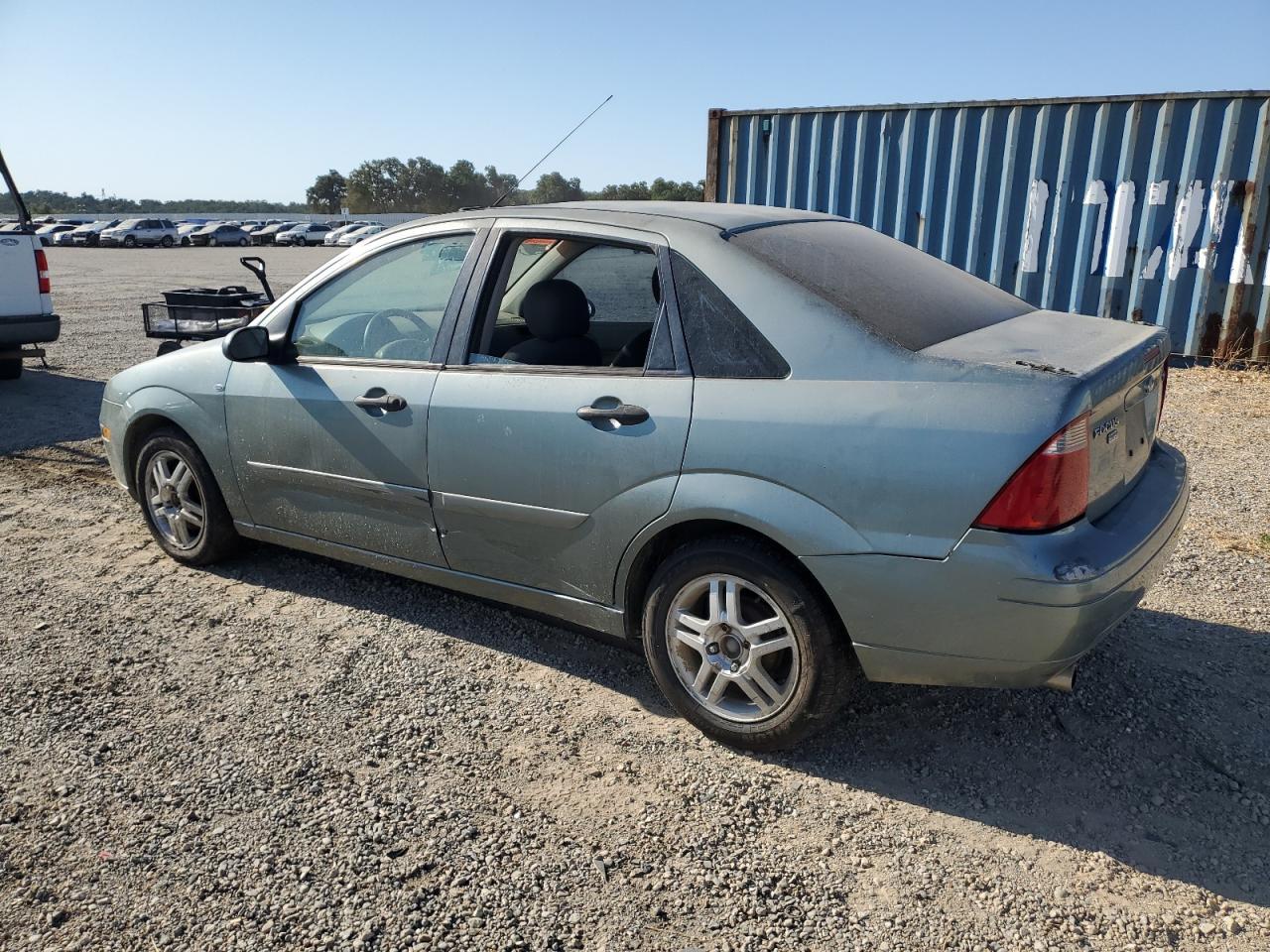2005 Ford Focus Zx4 - Фото 2