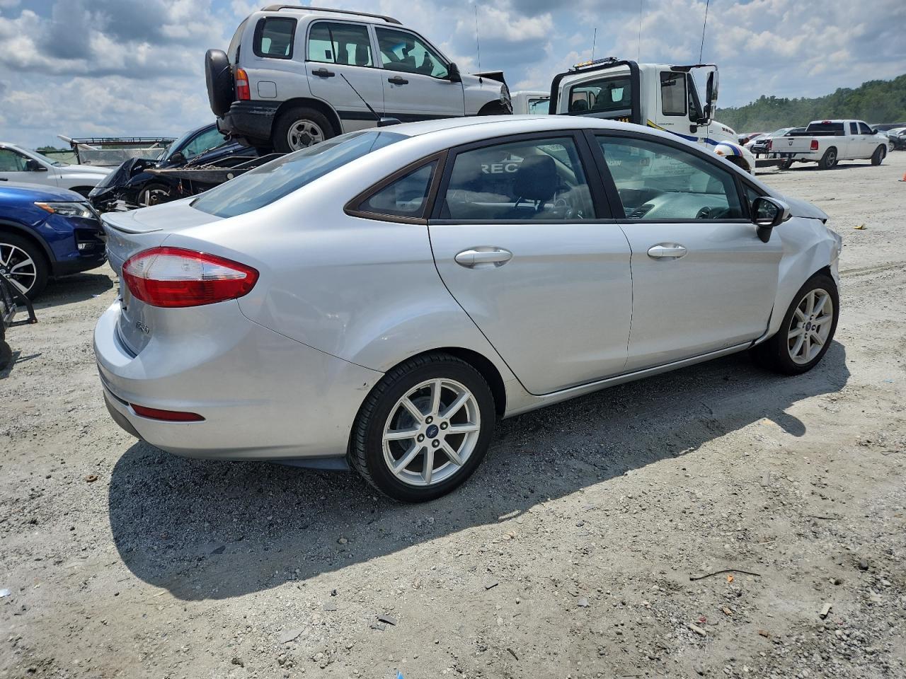 2017 Ford Fiesta Se - Image 3