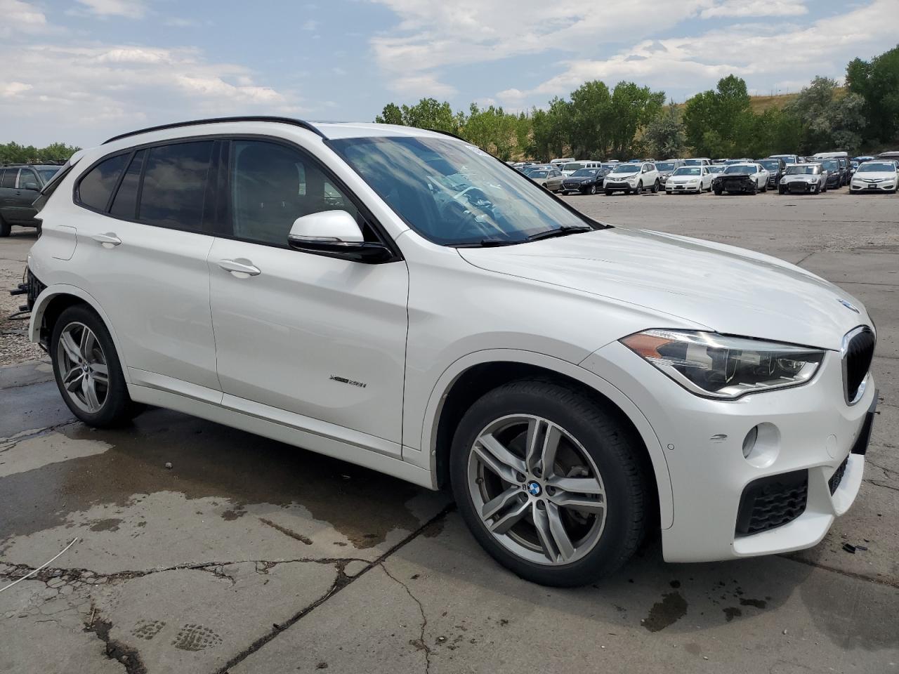 2016 BMW X1 xDrive28I - Фото 4