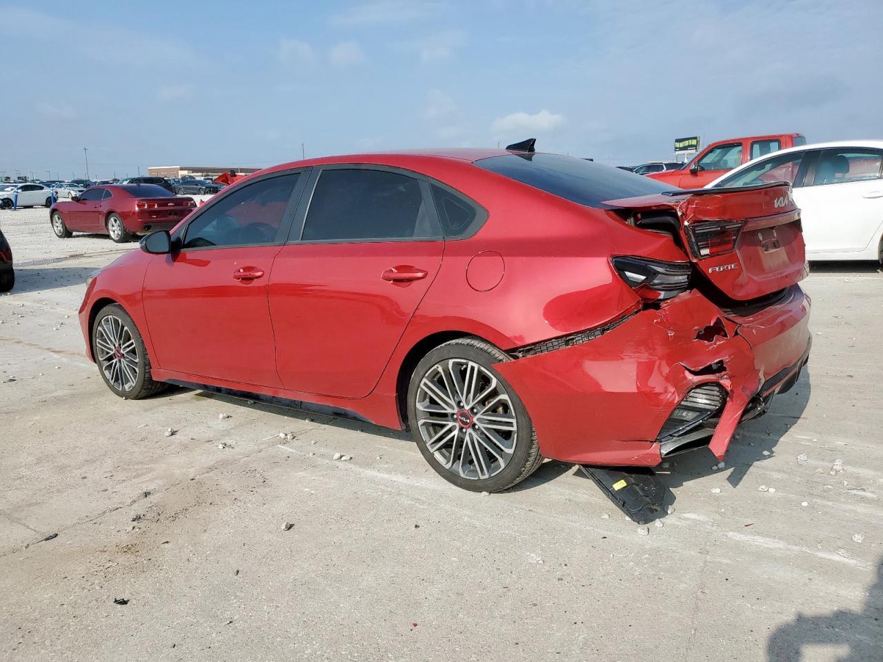2023 Kia Forte Gt - Фото 2