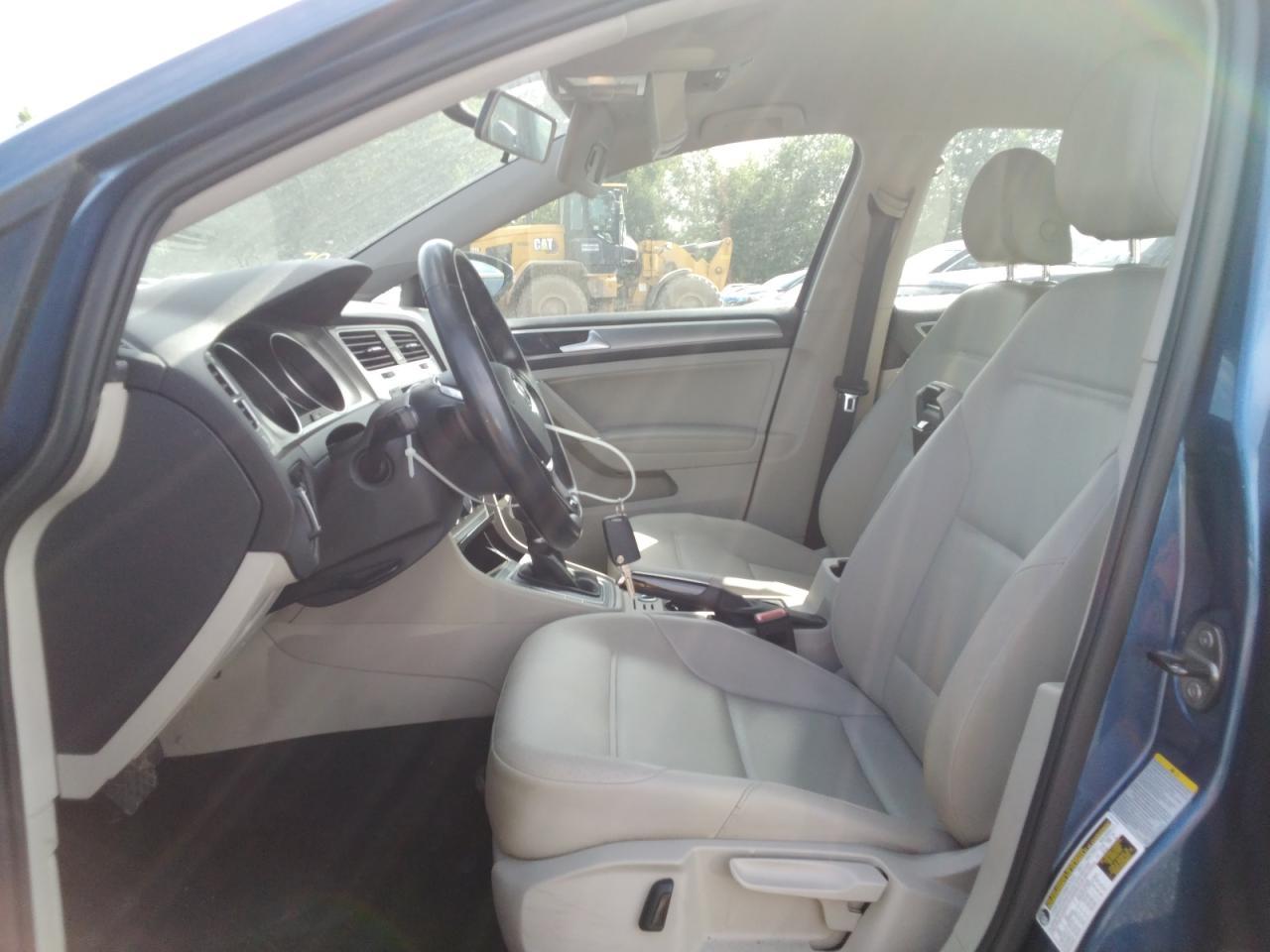 2015 Volkswagen Golf - Image 7