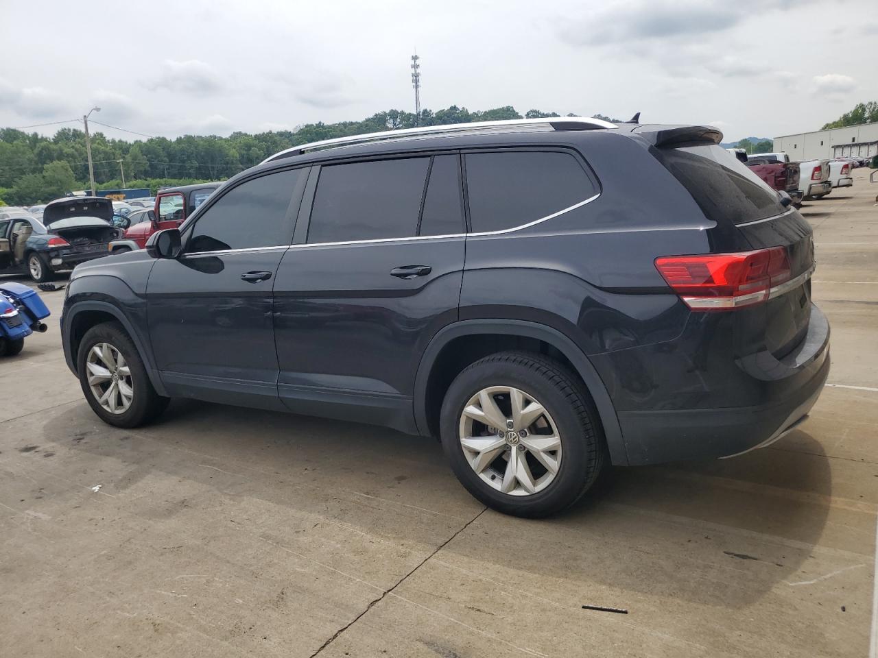 2018 Volkswagen Atlas S - Image 2
