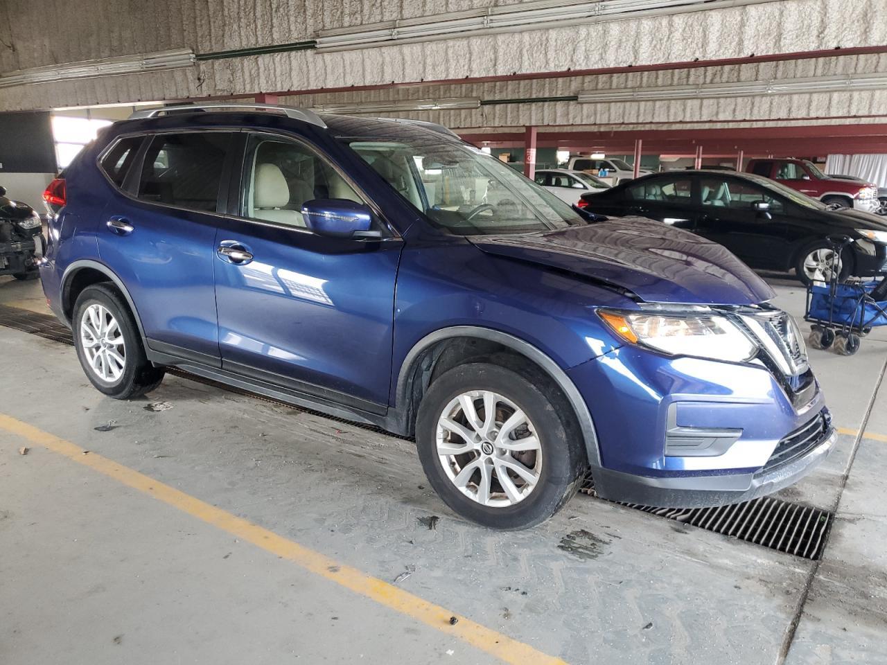 2020 Nissan Rogue S - Фото 4