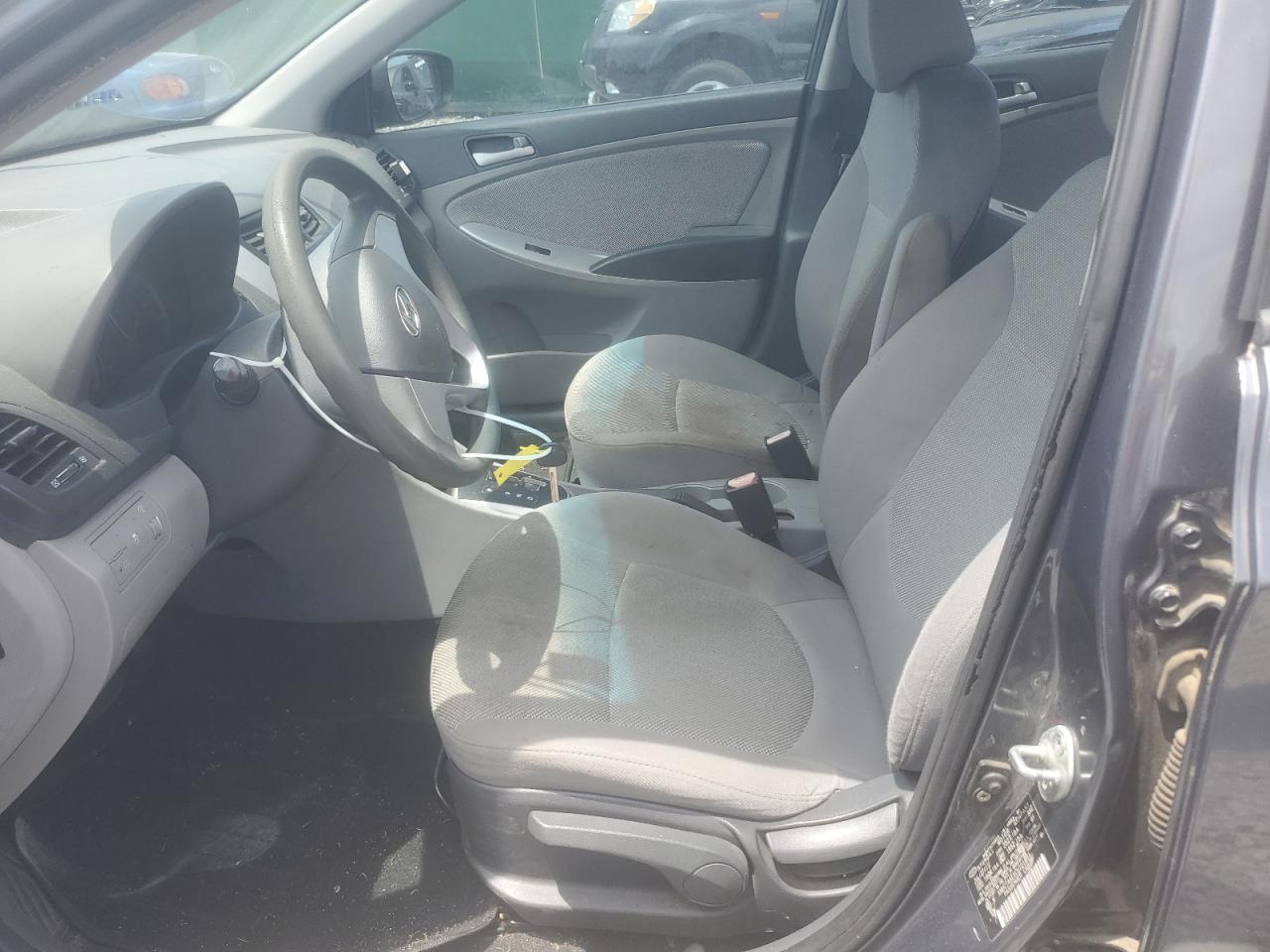 2012 Hyundai Accent Gls - Фото 7