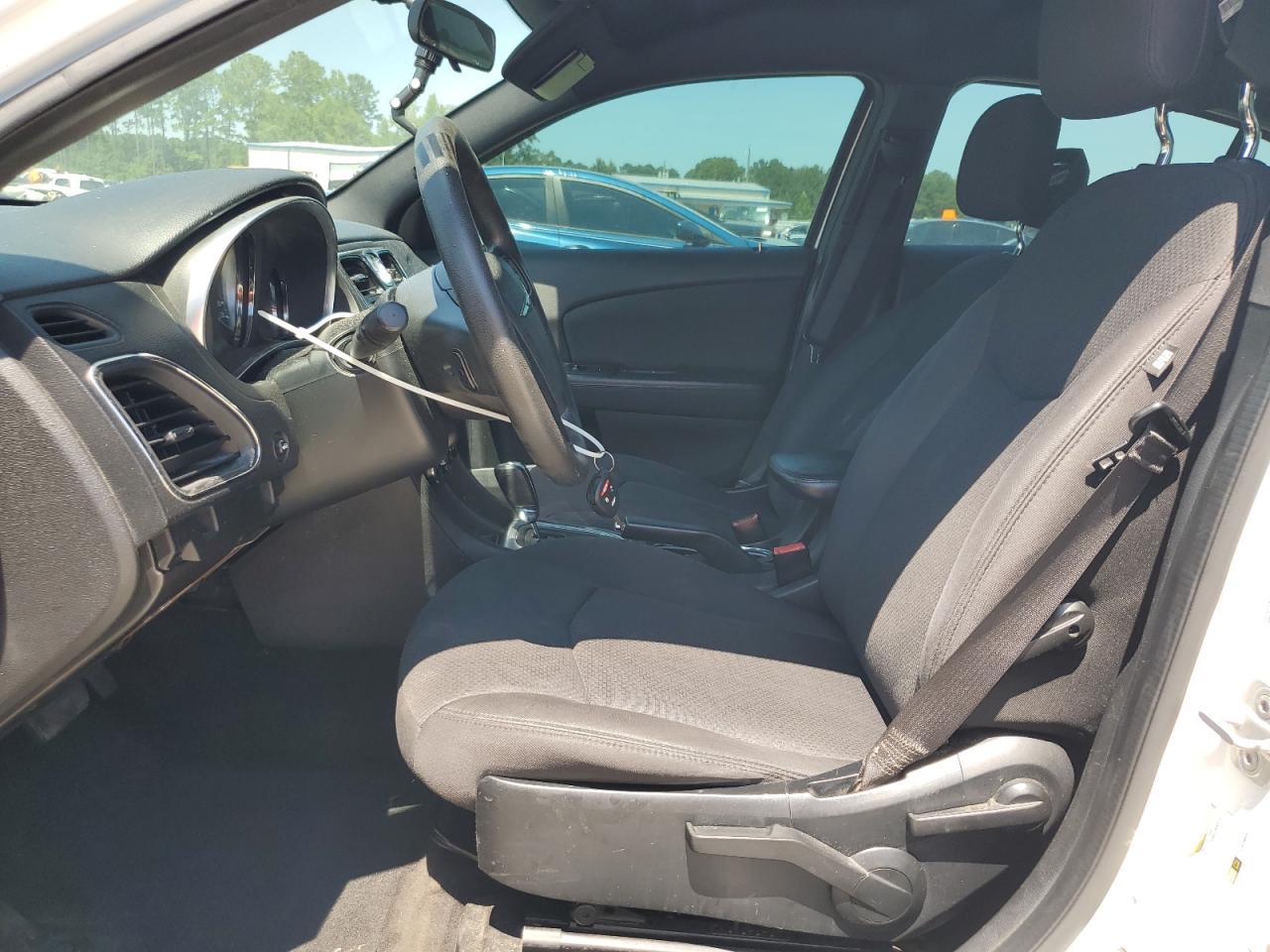 2012 Chrysler 200 Lx - Фото 7