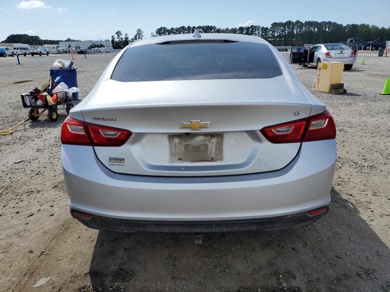 2017 Chevrolet Malibu Lt - Фото 6