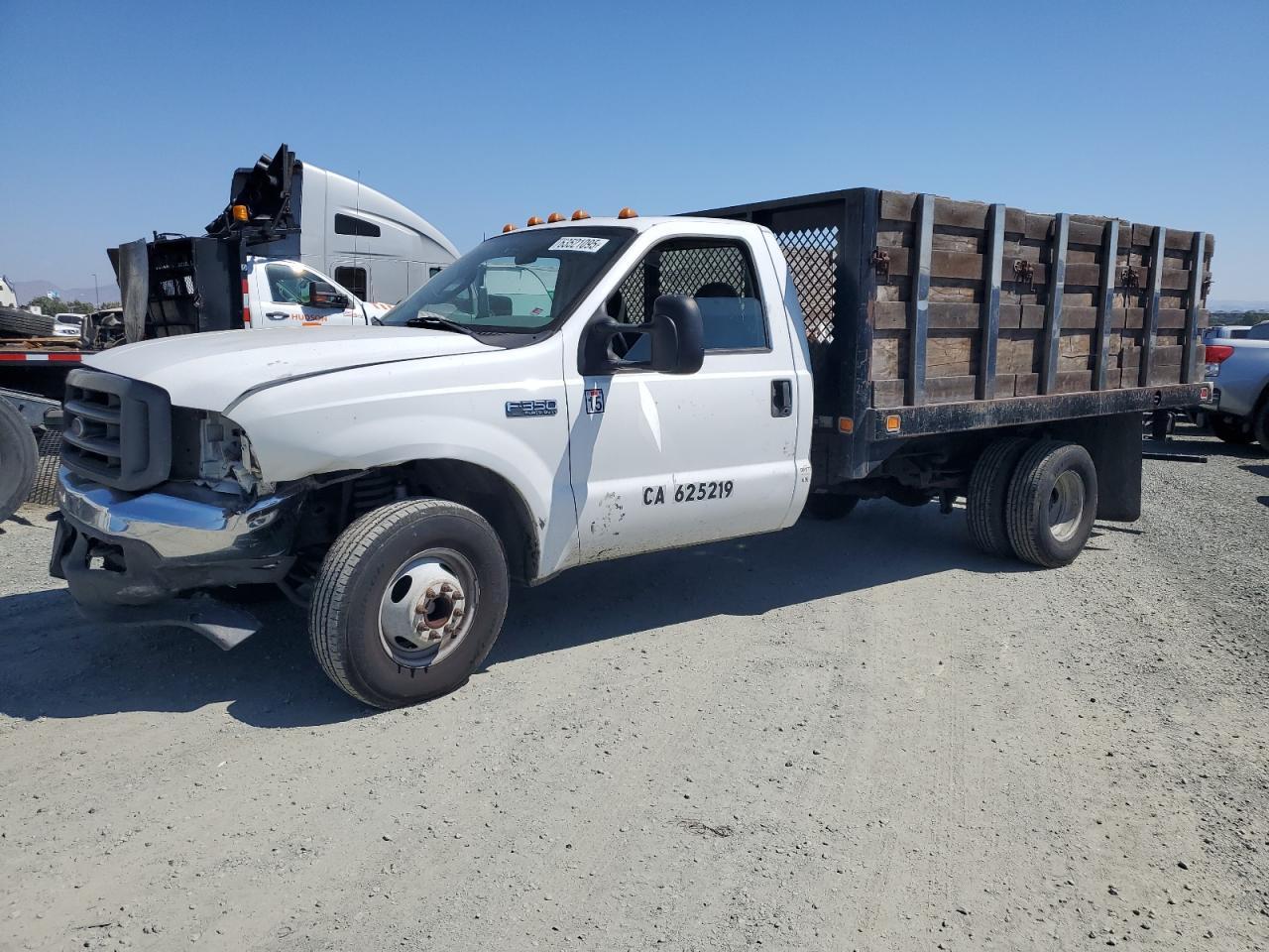 2004 Ford F350 Super Duty - Image 2