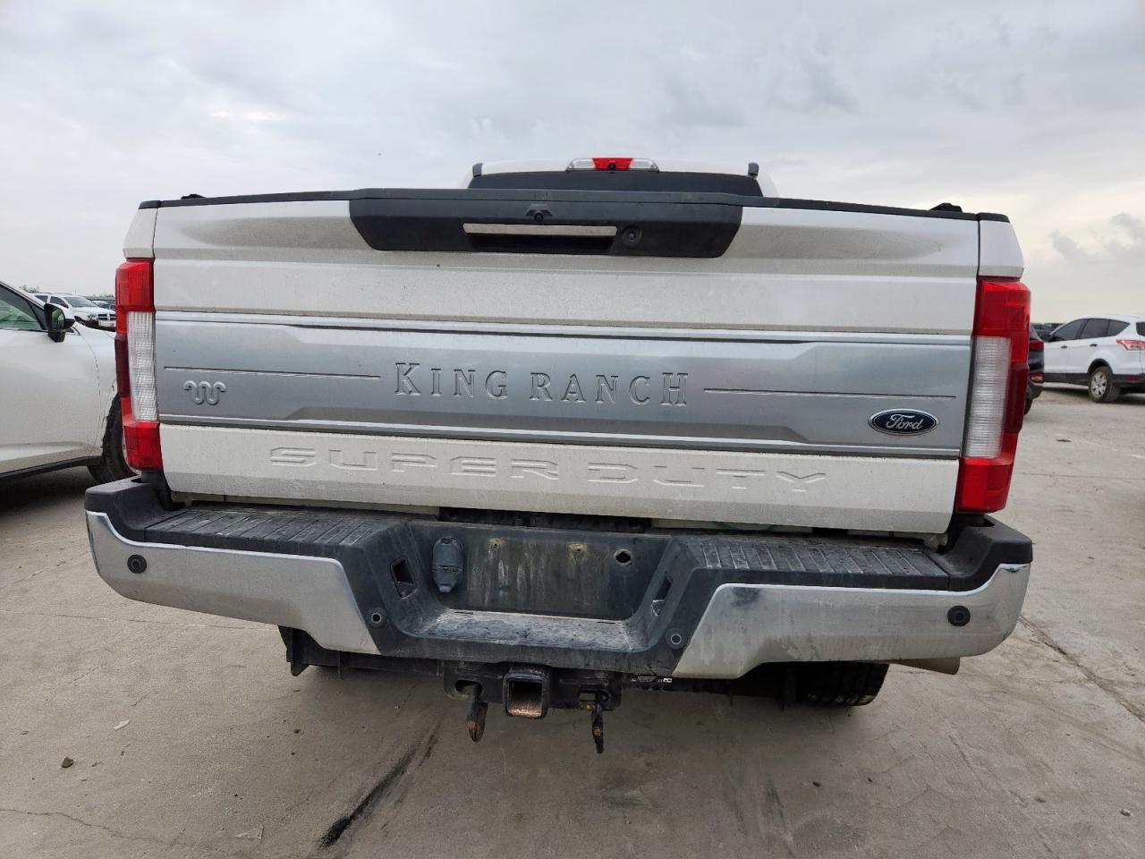2017 Ford F250 Super Duty - Фото 6