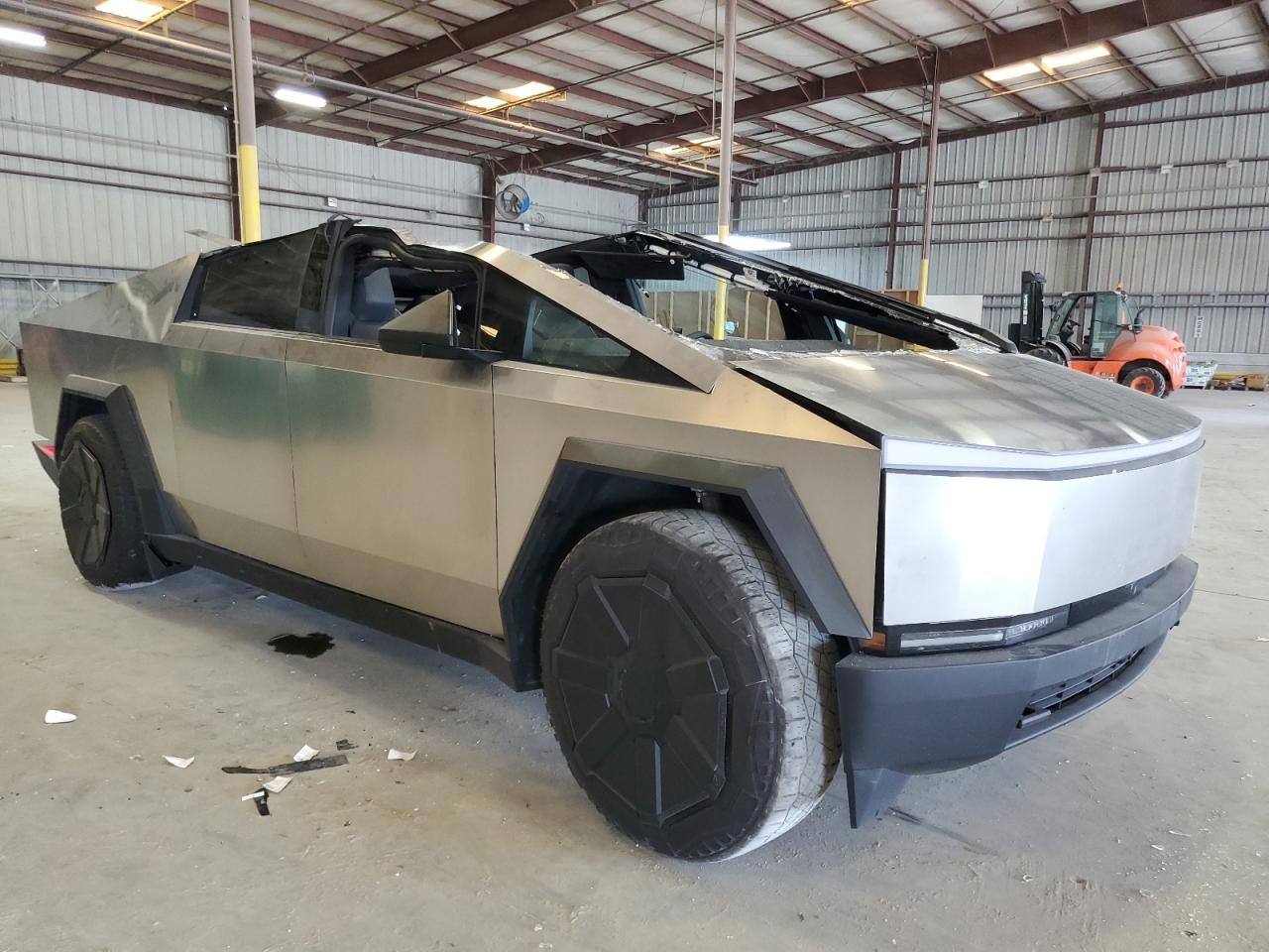 2024 Tesla Cybertruck - Image 4