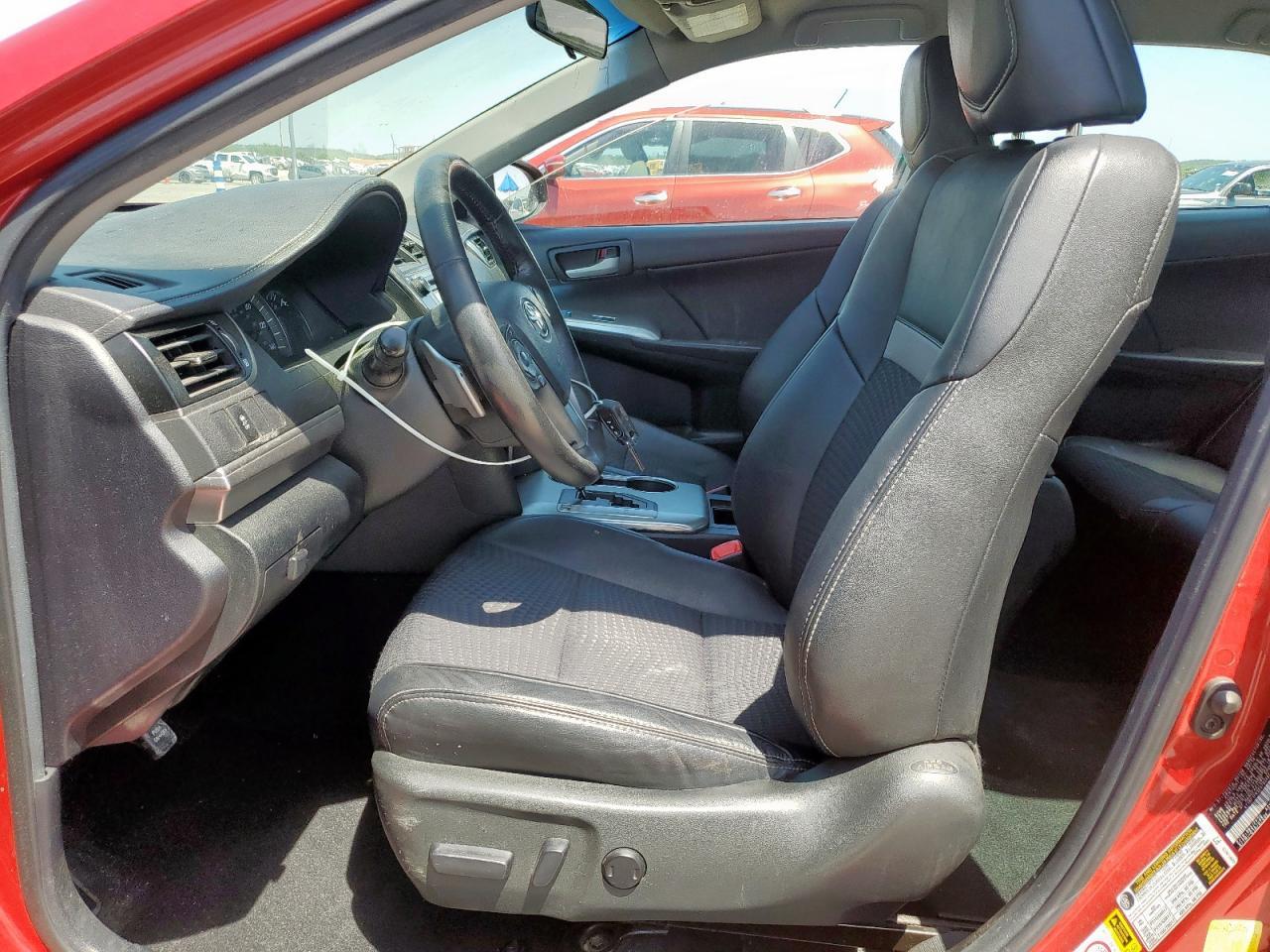2014 Toyota Camry L - Фото 7