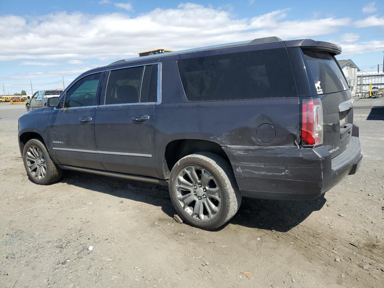 2015 GMC Yukon Xl Denali - Фото 2