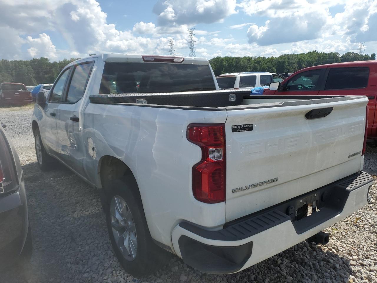 2024 Chevrolet Silverado C1500 Custom - Фото 2