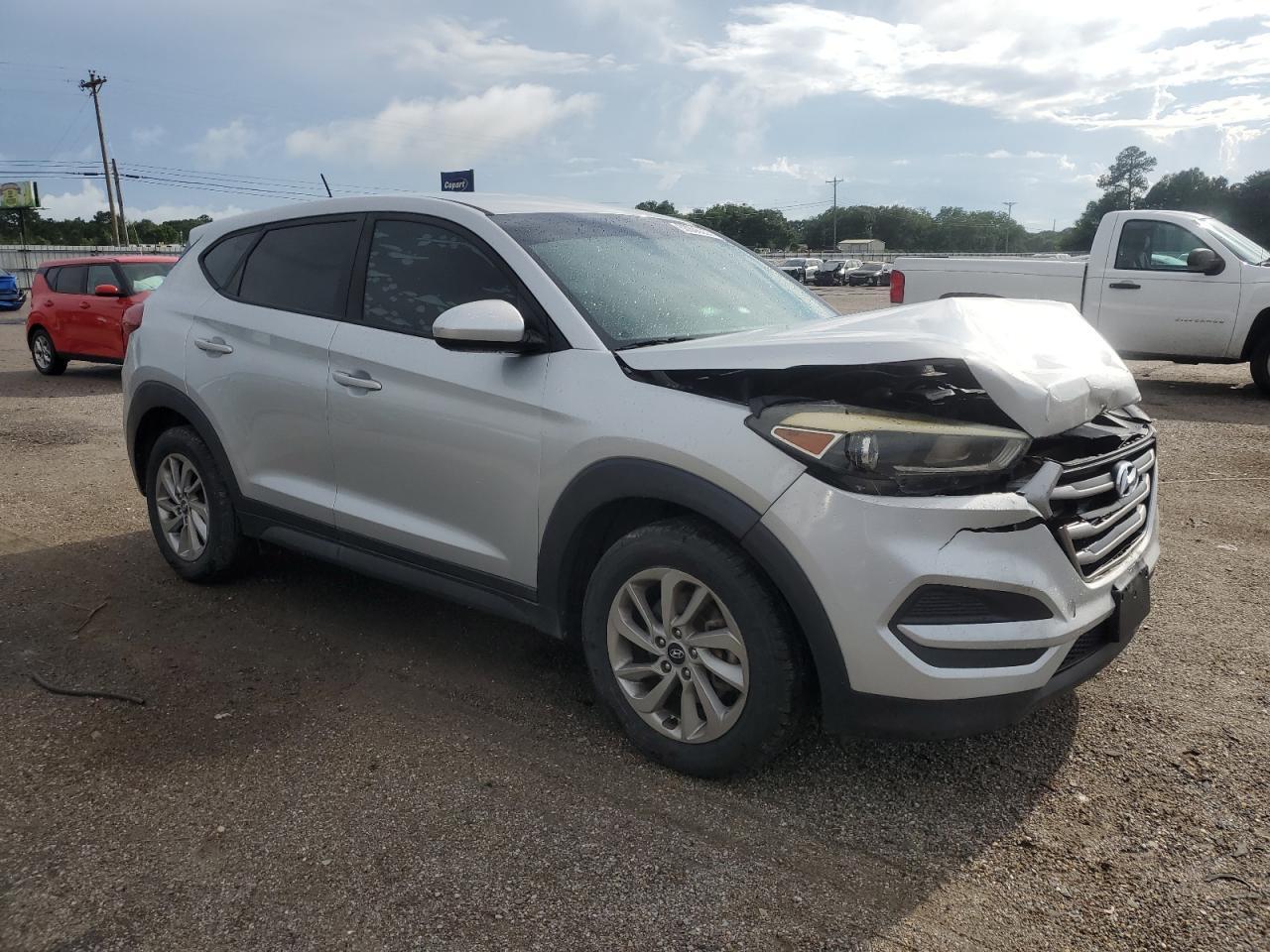 2017 Hyundai Tucson Se - Image 4