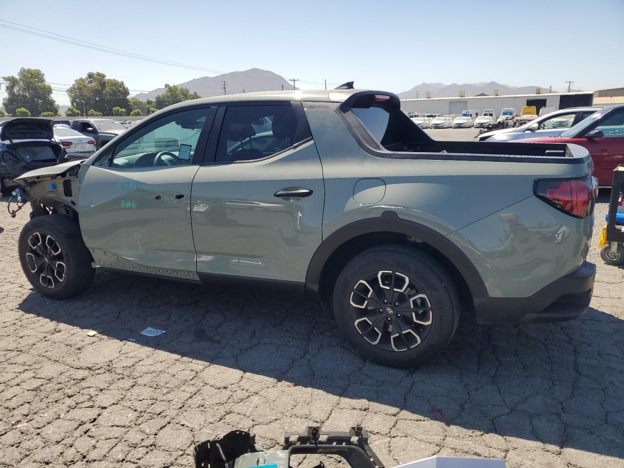 2022 Hyundai Santa Cruz Sel - Image 2