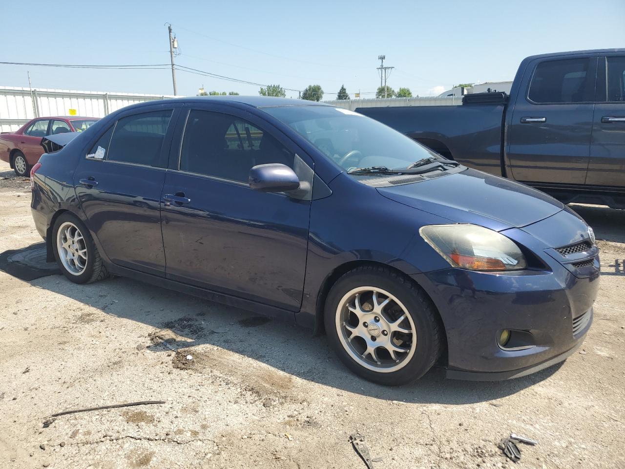 2008 Toyota Yaris - Фото 4