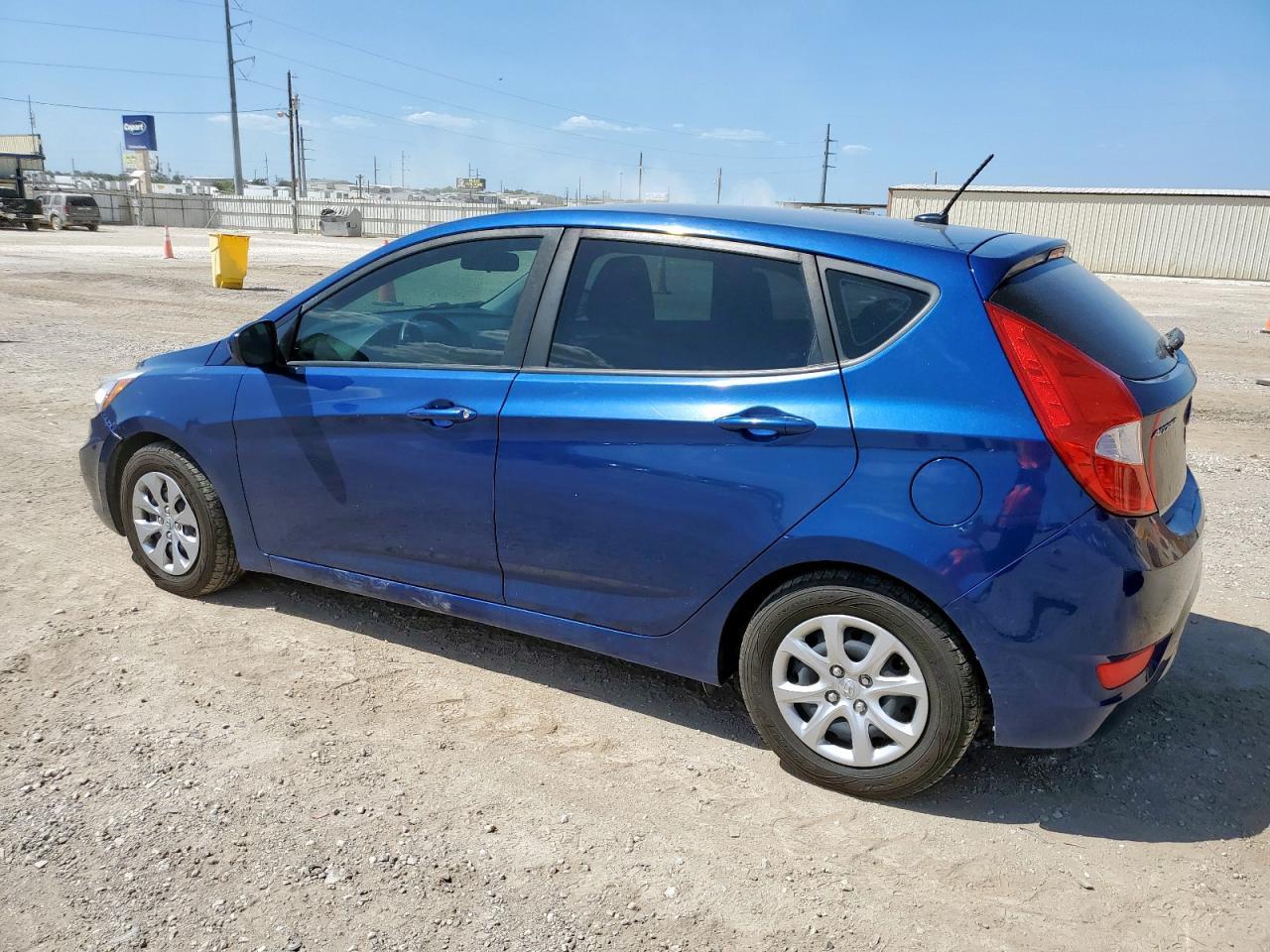 2017 Hyundai Accent Se - Фото 2