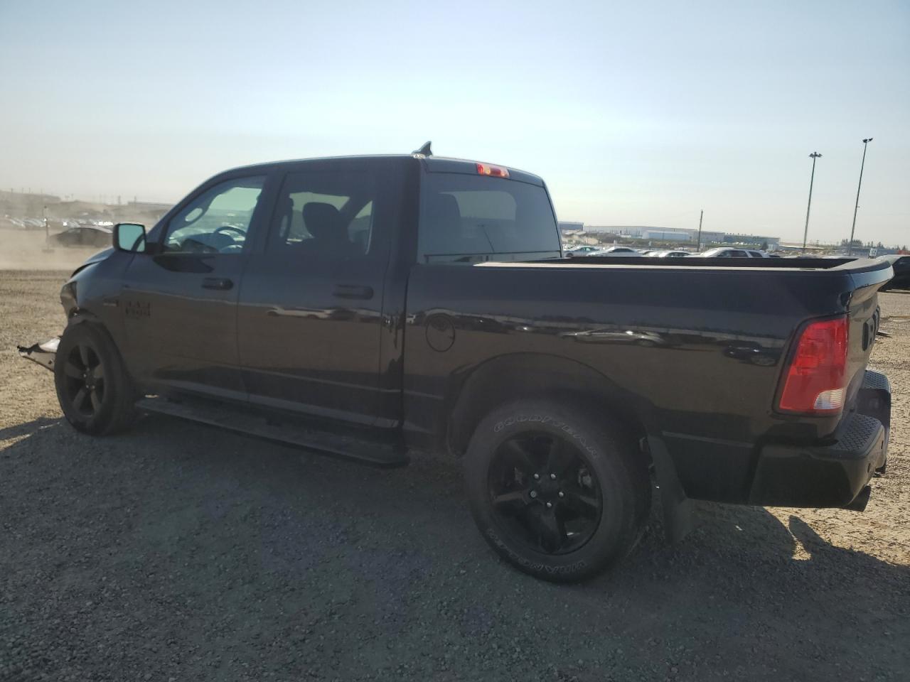 2023 Ram 1500 Classic Tradesman - Фото 2