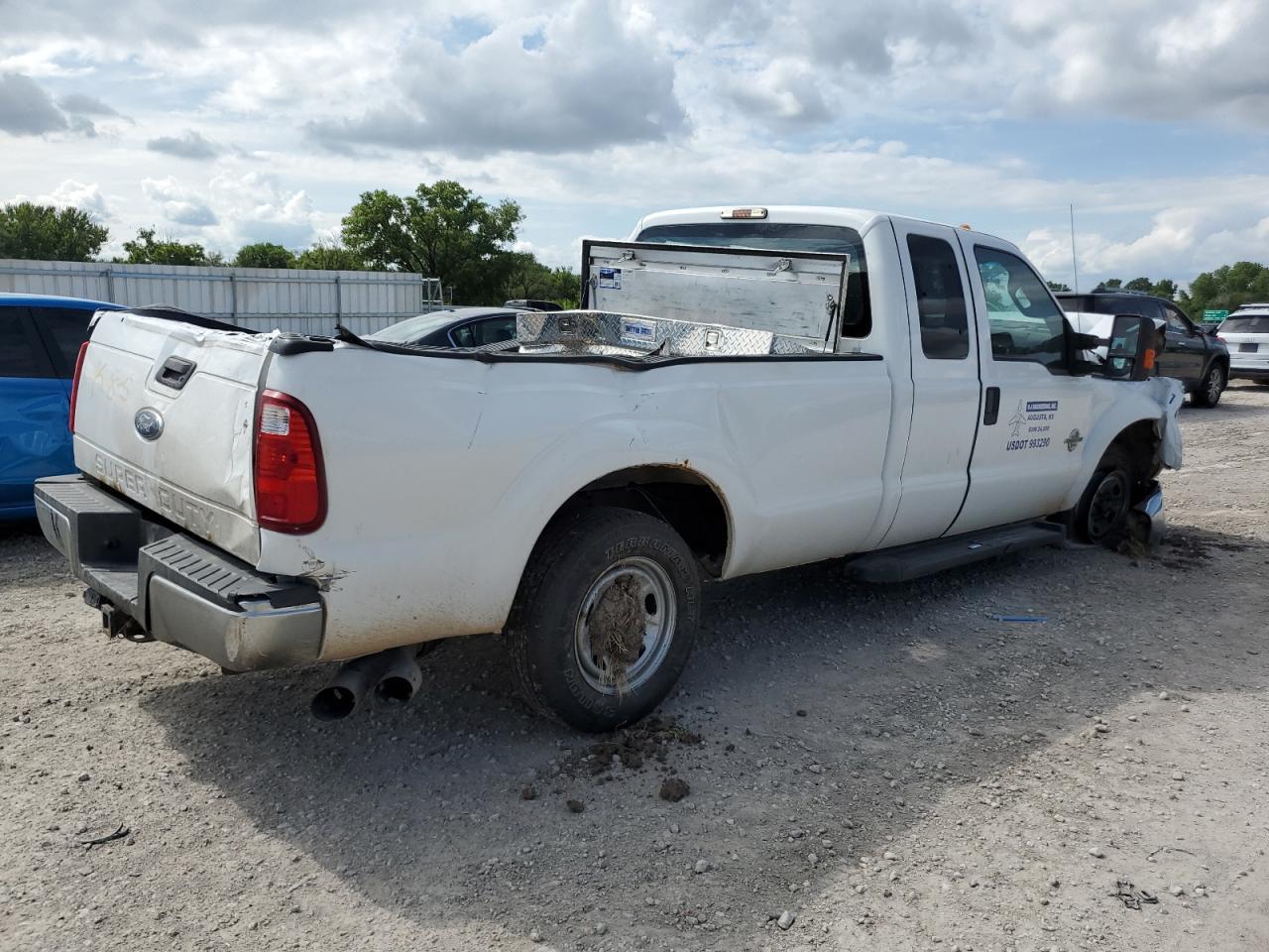 2015 Ford F250 Super Duty - Image 3
