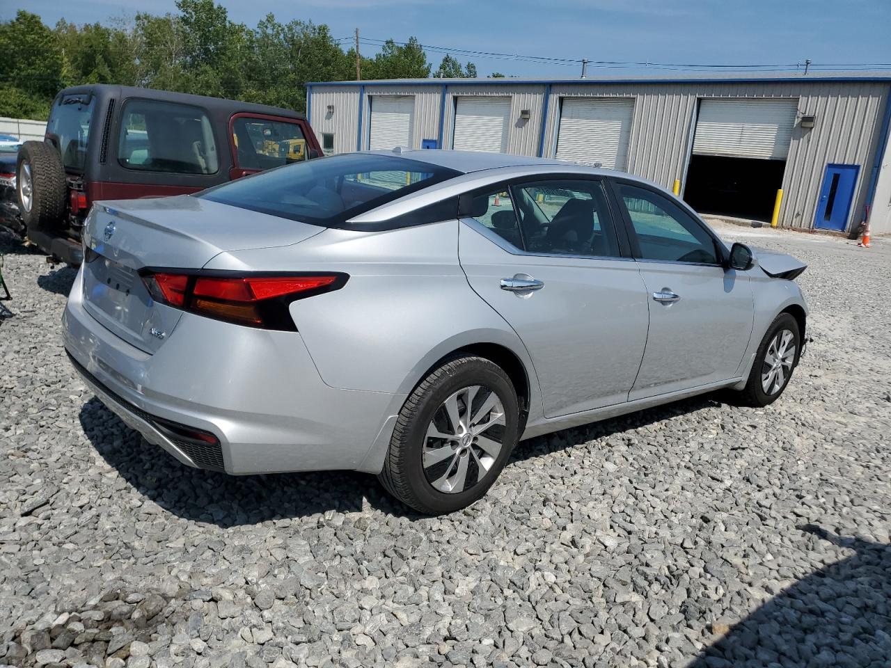 2020 Nissan Altima S - Image 3