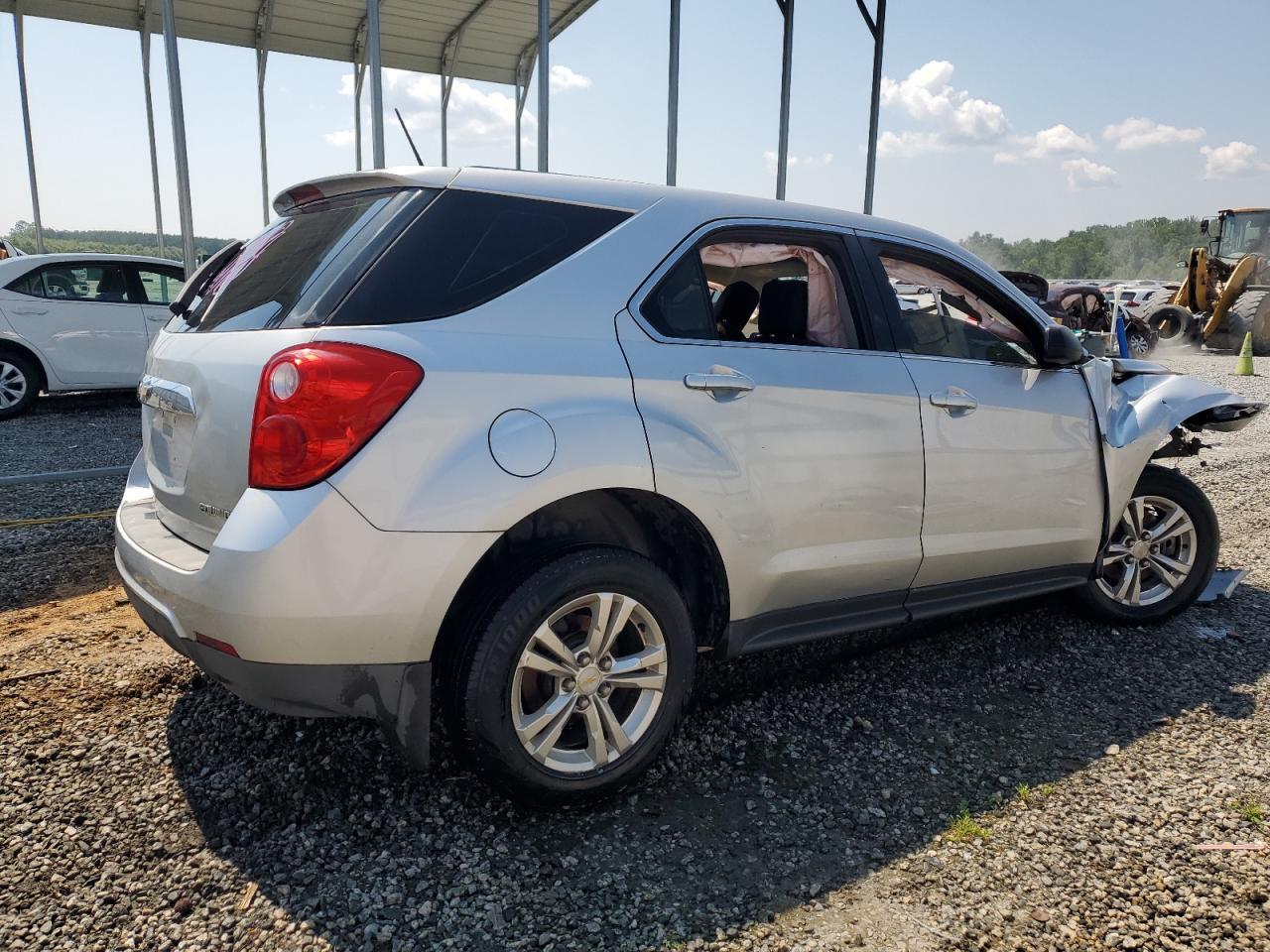 2013 Chevrolet Equinox Ls - Image 3