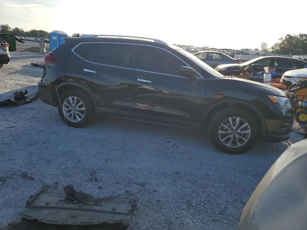 2018 Nissan Rogue S - Image 4