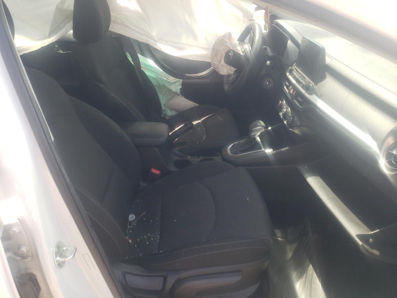 2021 Kia Forte Fe - Фото 7