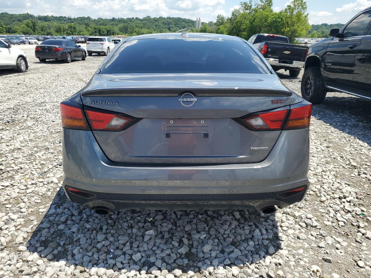 2024 Nissan Altima Sr - Фото 6