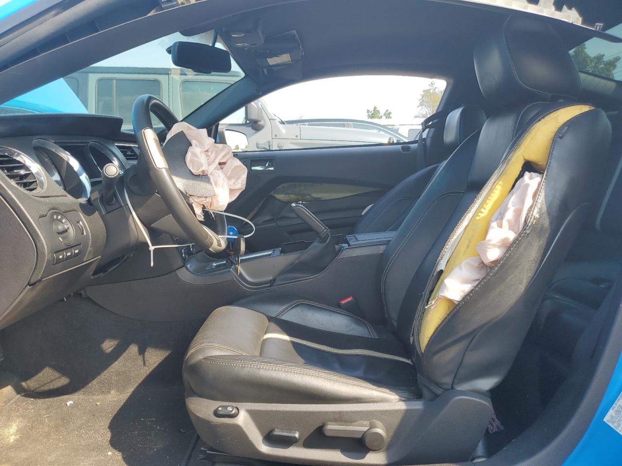 2010 Ford Mustang Gt - Фото 7