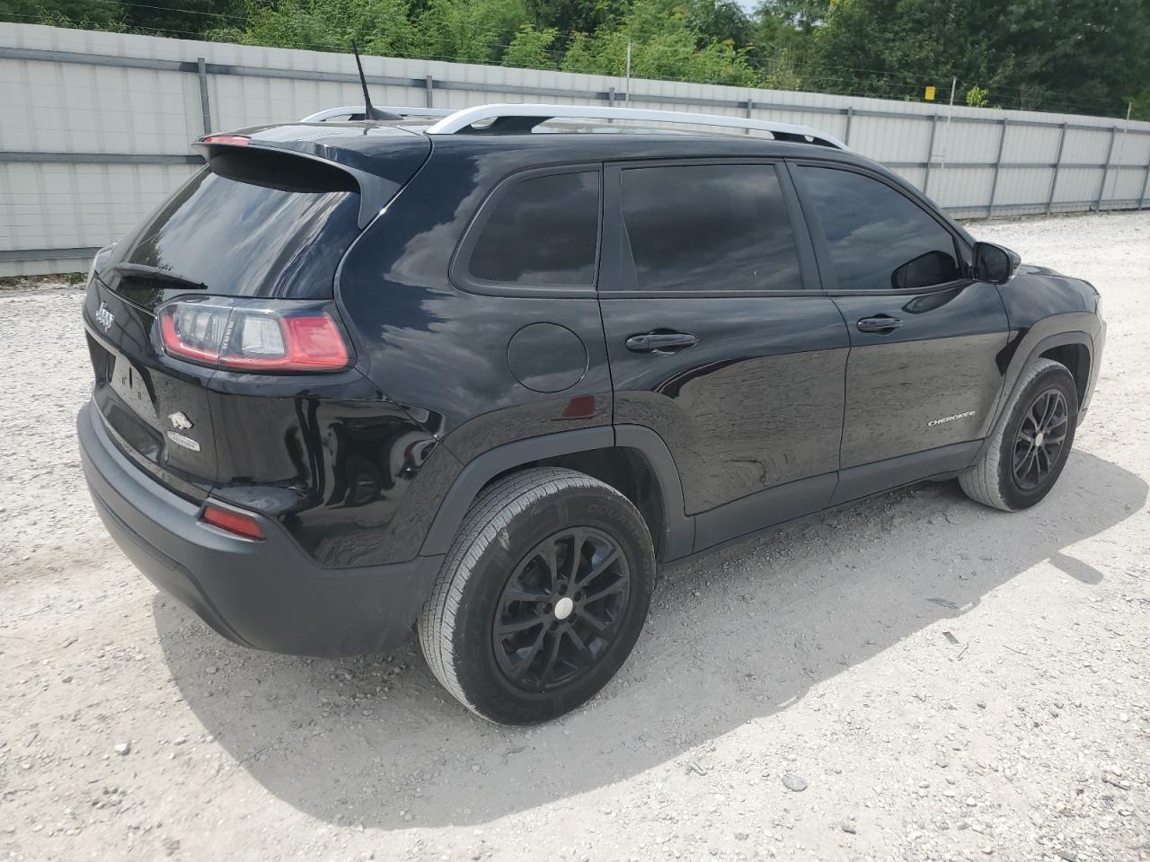 2021 Jeep Cherokee Latitude - Фото 3