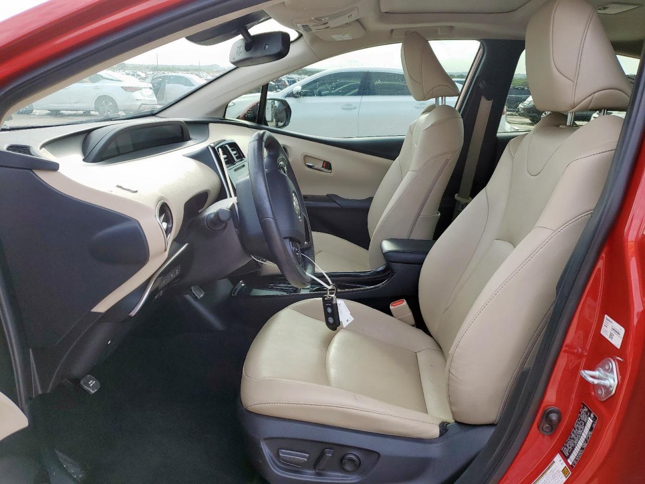 2019 Toyota Prius - Фото 7
