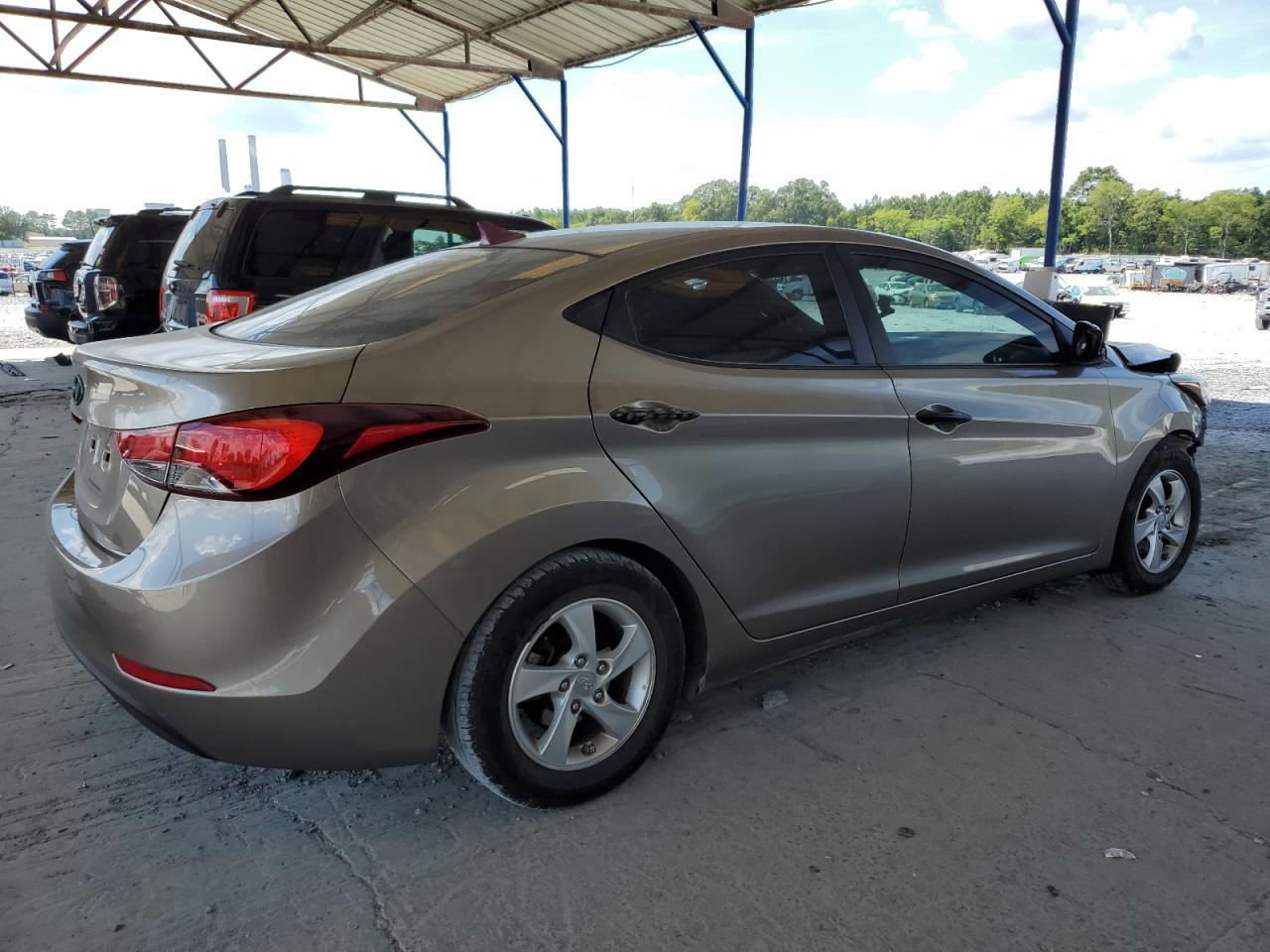 2014 Hyundai Elantra Se - Image 3