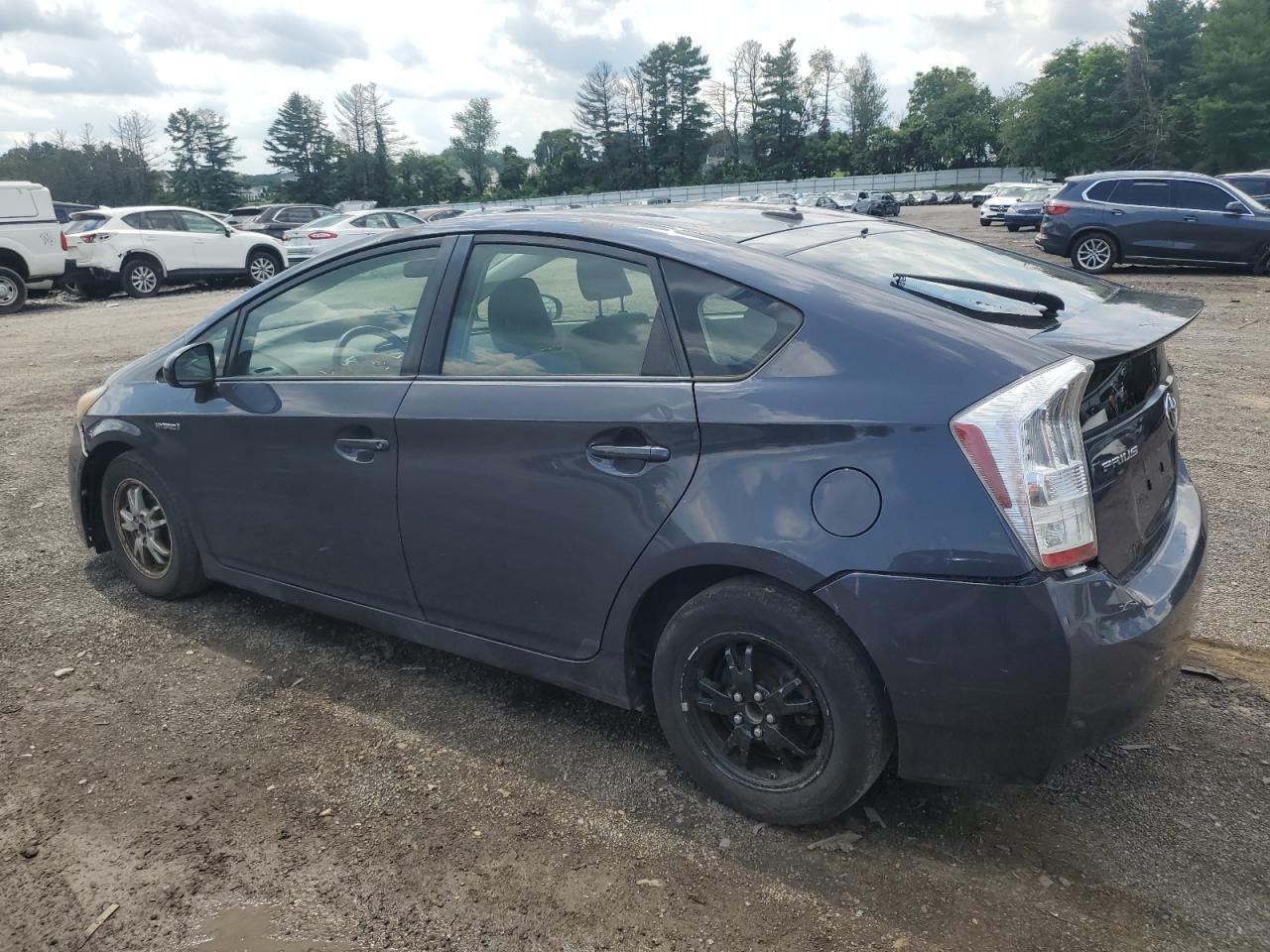 2011 Toyota Prius - Фото 2