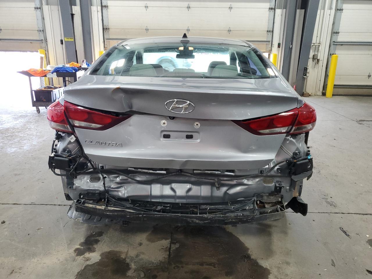 2017 Hyundai Elantra Se - Фото 6