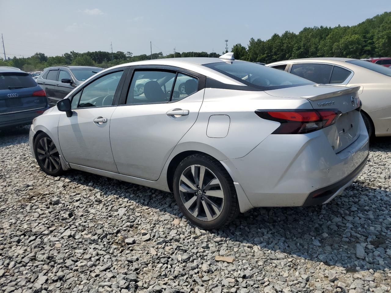 2020 Nissan Versa Sr - Фото 2