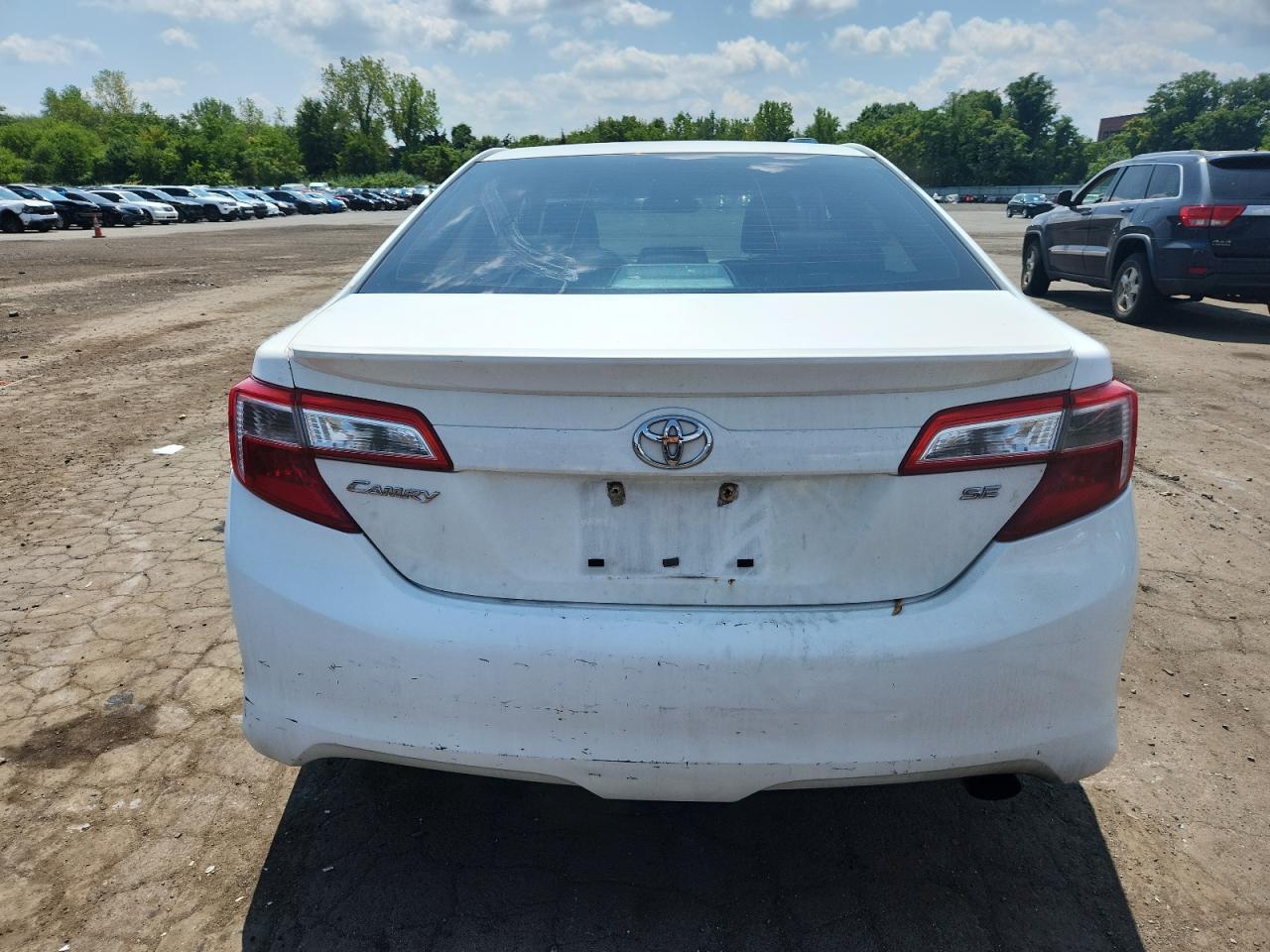 2013 Toyota Camry L - Фото 6