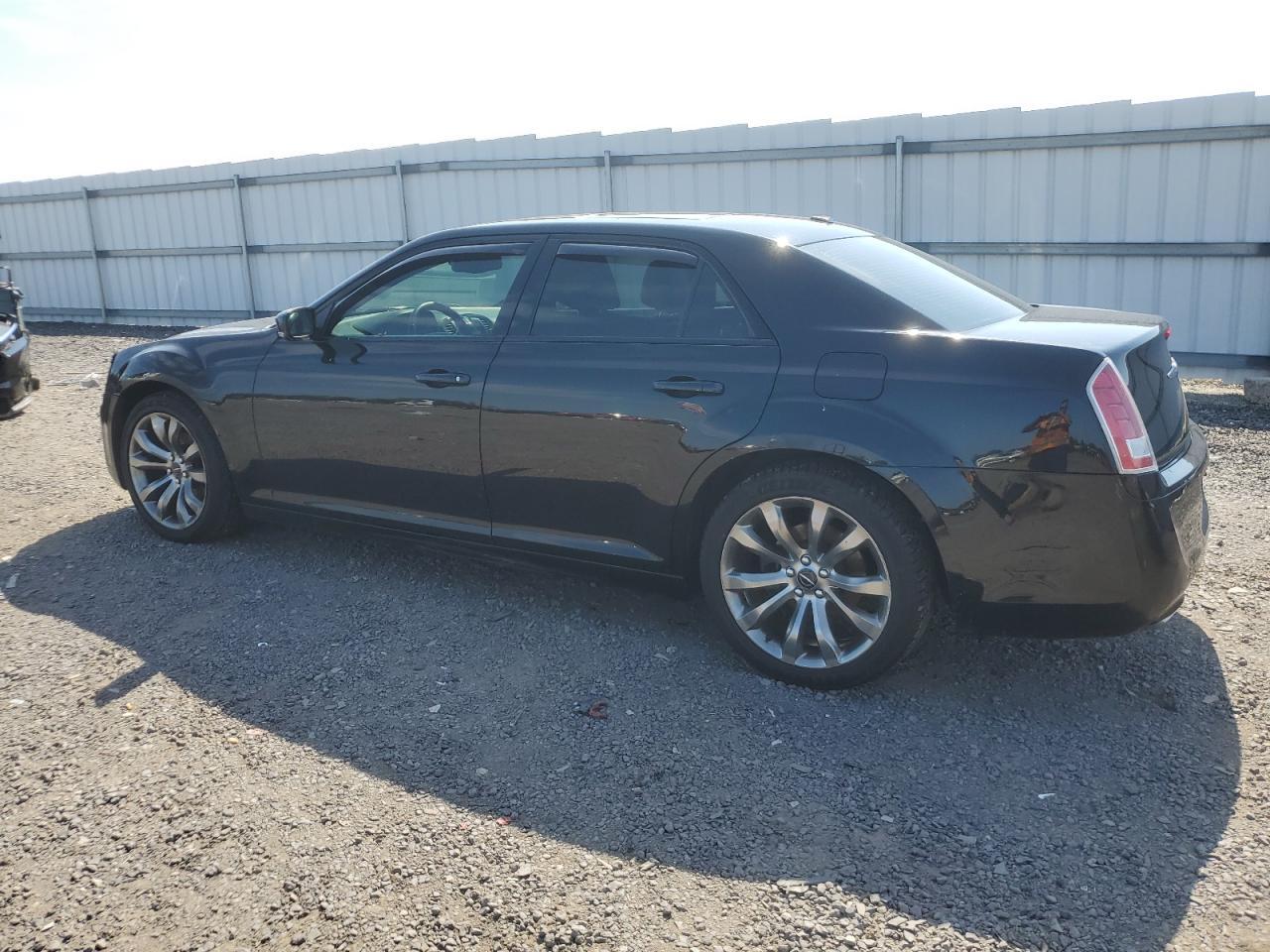 2014 Chrysler 300 S - Image 2
