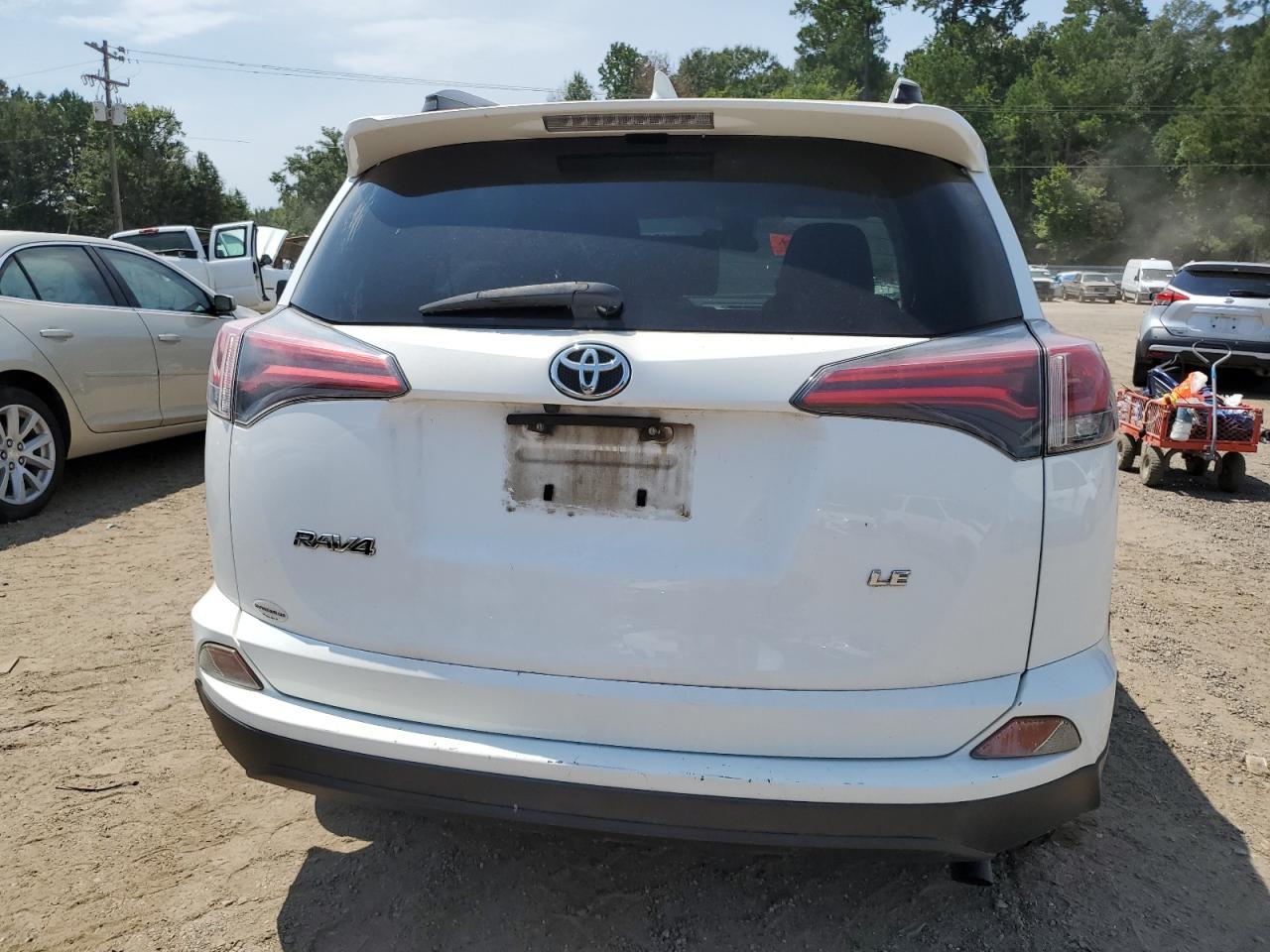 2018 Toyota Rav4 Le - Фото 6