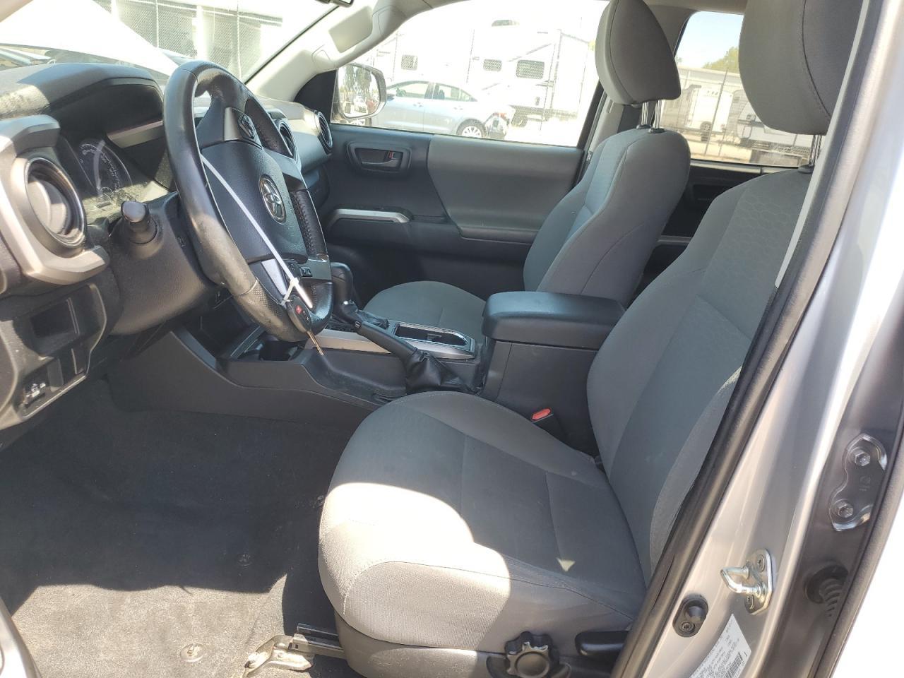 2017 Toyota Tacoma Double Cab - Image 7