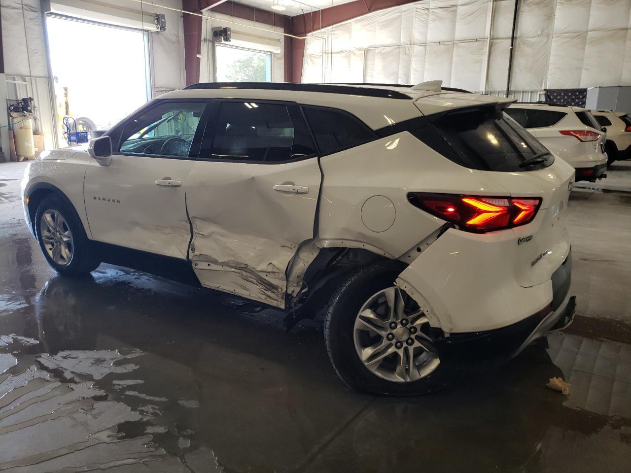 2020 Chevrolet Blazer 2Lt - Image 2