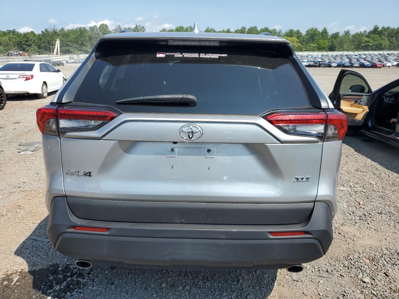 2021 Toyota Rav4 Xle - Фото 6