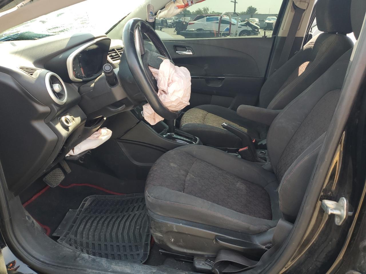 2017 Chevrolet Sonic Lt - Фото 7