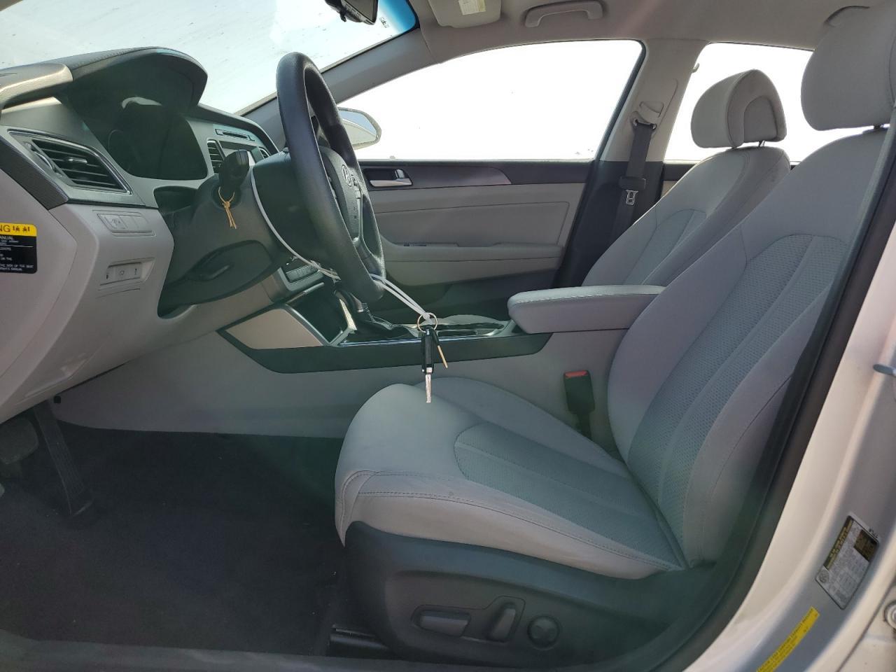 2016 Hyundai Sonata Sport - Image 7