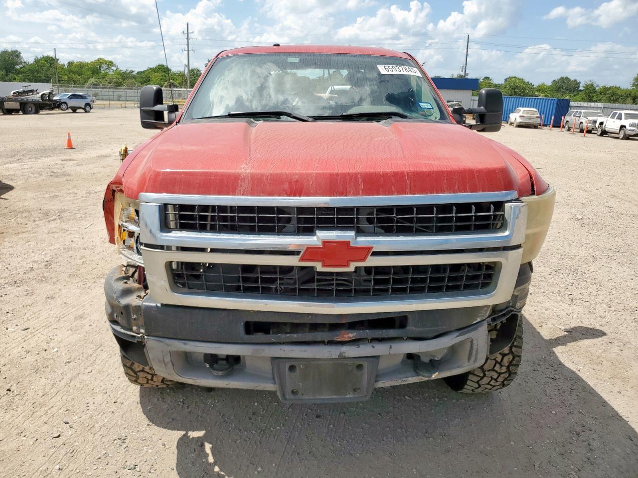 2010 Chevrolet Silverado C1500 - Image 5